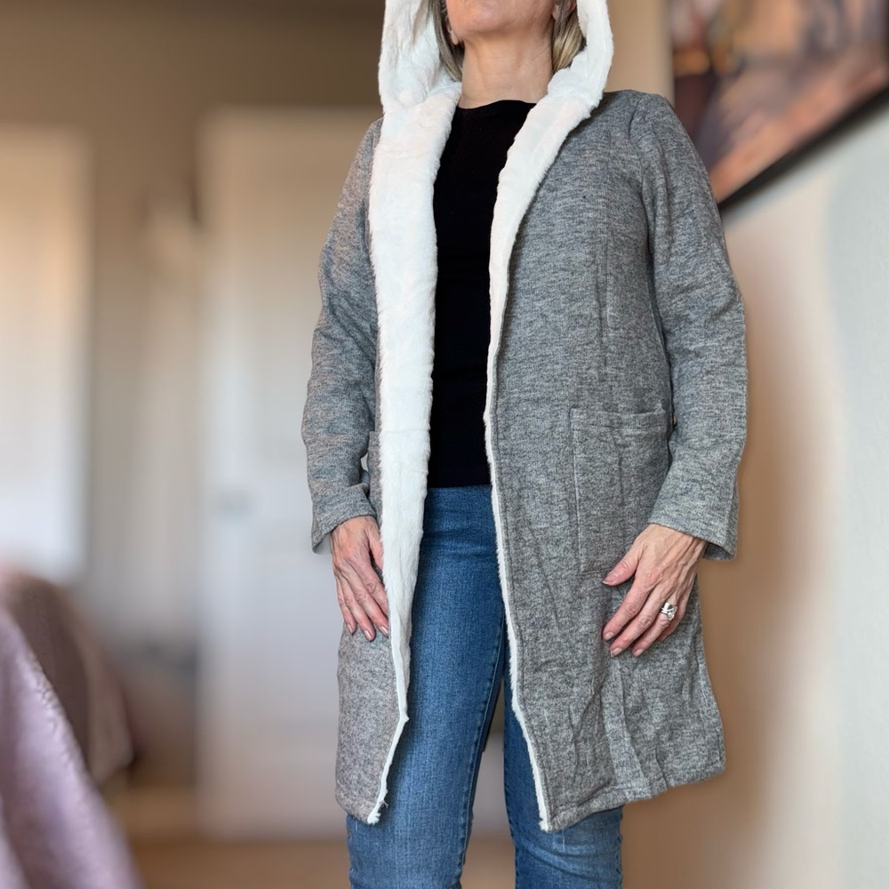Hayden Gray Cardigan with White Furry Trim & Hood - Picture 6 of 14